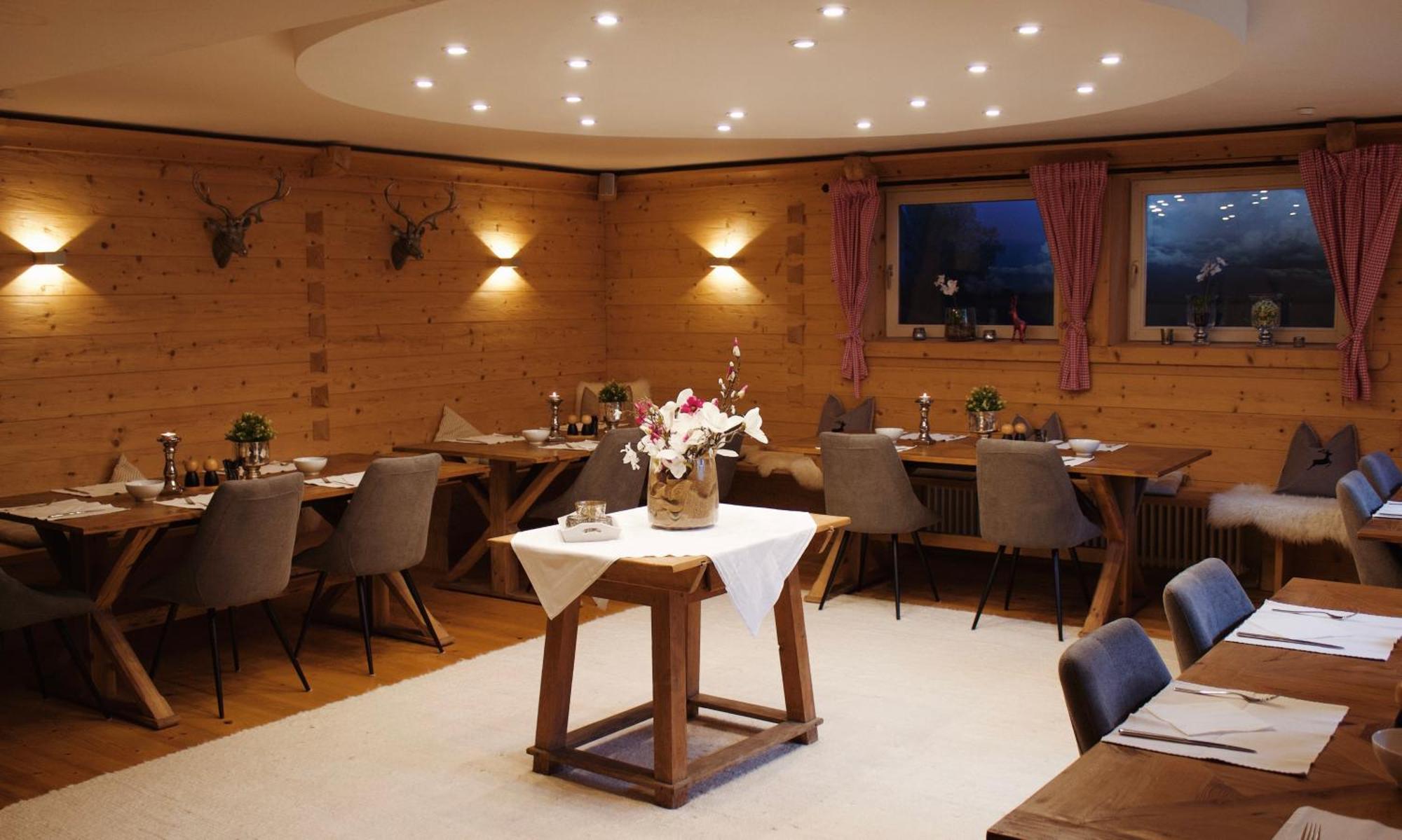 Hotel Garni - Chiemsee-Pension-Seebruck Seeon-Seebruck Exterior photo